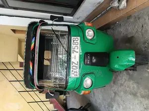 Bajaj 4 Stroke 2010 Three Wheel (Used)