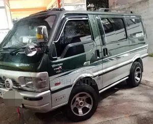 Mazda Bongo 2005 Van (Used)