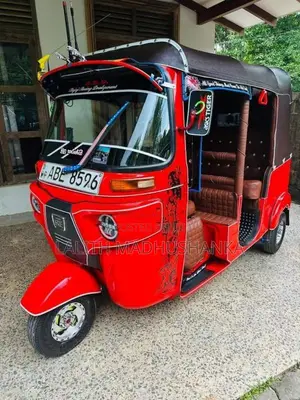 Bajaj RE 205 2015 Three Wheel (Used)