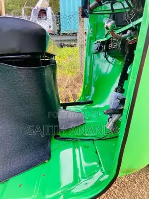Bajaj RE 2 Stroke 2007 Three Wheel (Used)