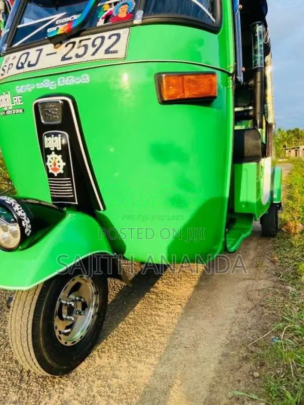 Bajaj RE 2 Stroke 2007 Three Wheel (Used)