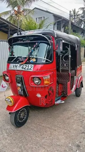 Bajaj 4 Stroke 2011 Three Wheel (Used)