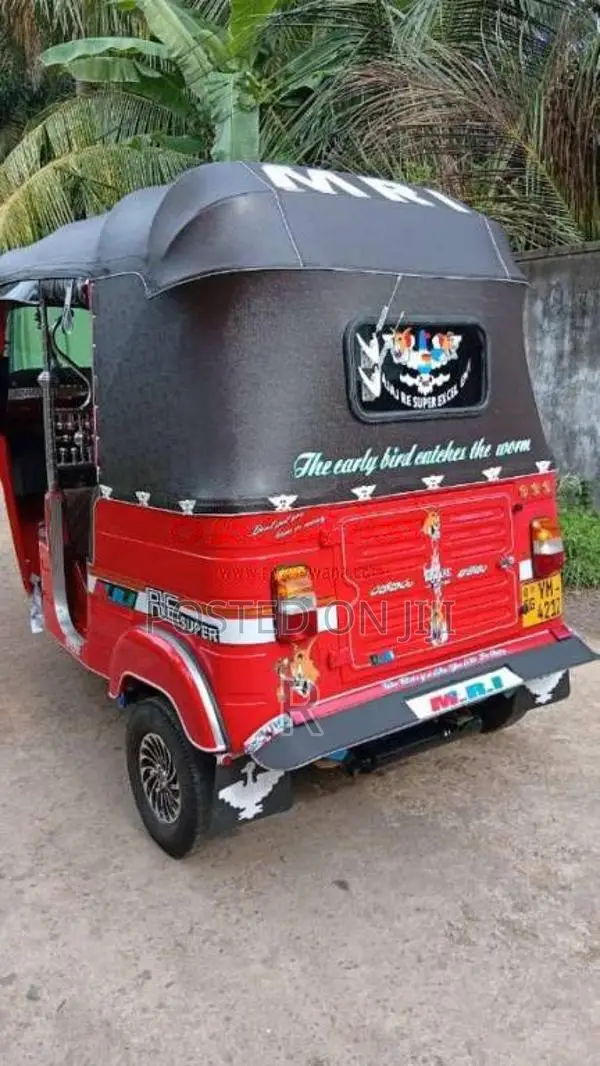 Bajaj 4 Stroke 2011 Three Wheel (Used)