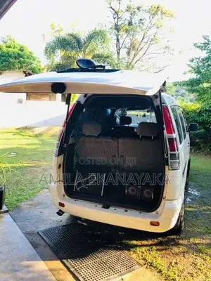 Toyota Noah 1999 Van (Used)
