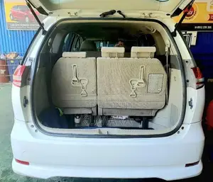 Toyota Estima 2009 Van (Used)