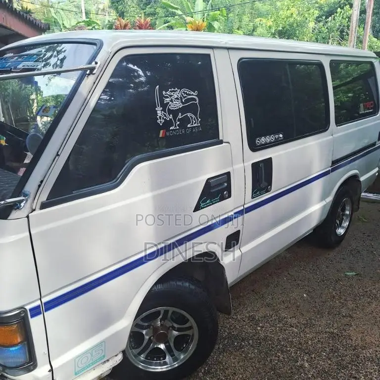 Toyota HIACE 1987 Van (Used)