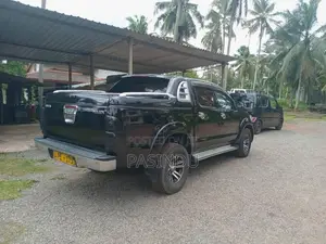 Toyota Hilux Champ 2007 Pickup (Used)