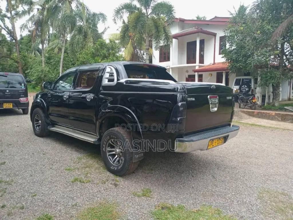 Toyota Hilux Champ 2007 Pickup (Used)