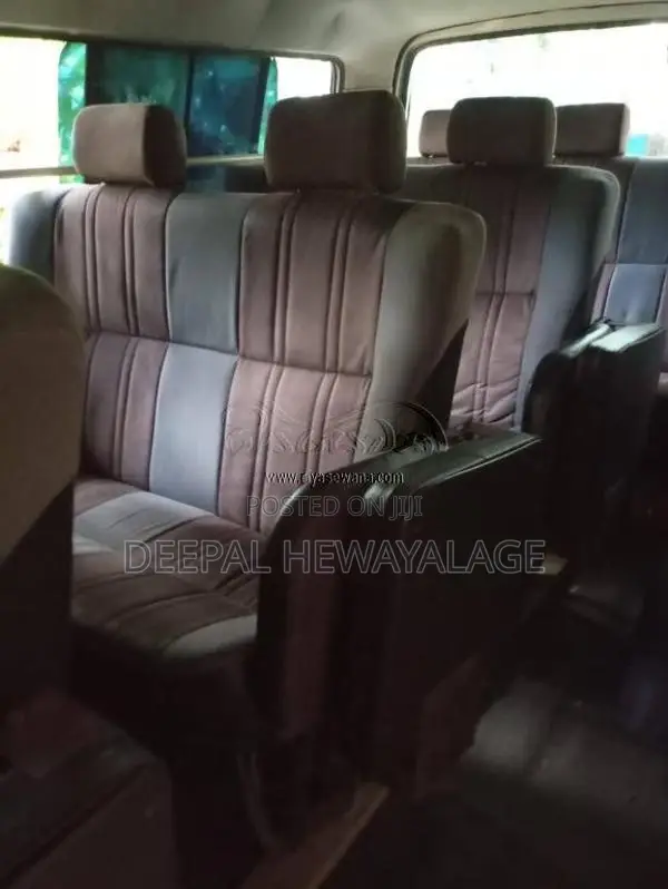 Toyota Dolphin 1989 Van (Used)