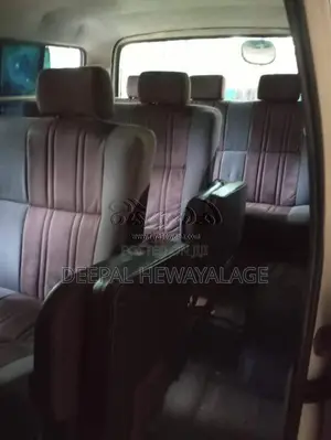 Toyota Dolphin 1989 Van (Used)