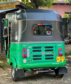 Bajaj RE 2017 Three Wheel (Used)