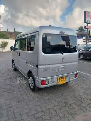 Nissan Clipper 2023 Van (Used)