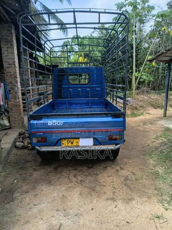 Tata Dimo Batta 2013 Lorry (Used)