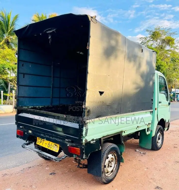 Tata Dimo Batta 2012 Lorry (Used)