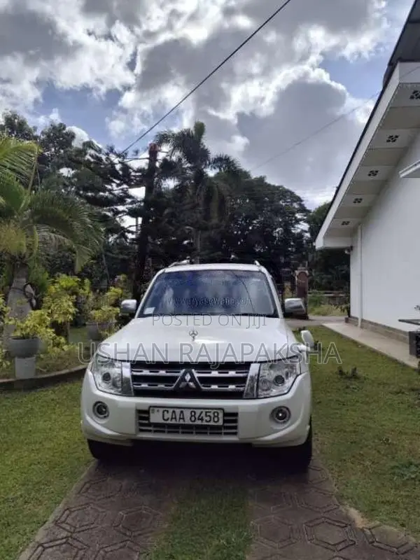 Mitsubishi Montero 2013 SUV (Used)