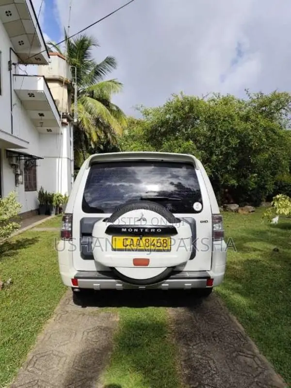 Mitsubishi Montero 2013 SUV (Used)