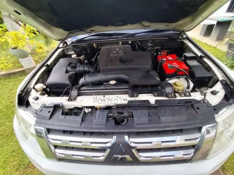Mitsubishi Montero 2013 SUV (Used)