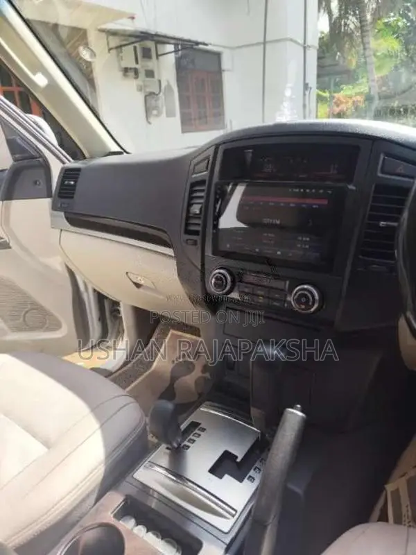 Mitsubishi Montero 2013 SUV (Used)