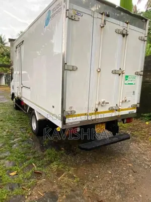 Isuzu Lorry Isuzu 2015 Lorry (Used)