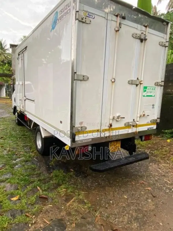 Isuzu Lorry Isuzu 2015 Lorry (Used)