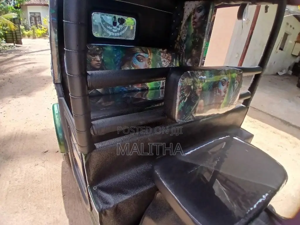 Bajaj 2 stroke 2006 Three Wheel (Used)