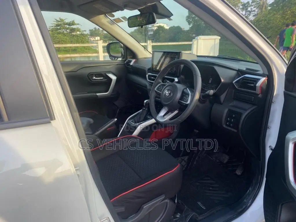 Toyota Raize 2020 SUV (Used)