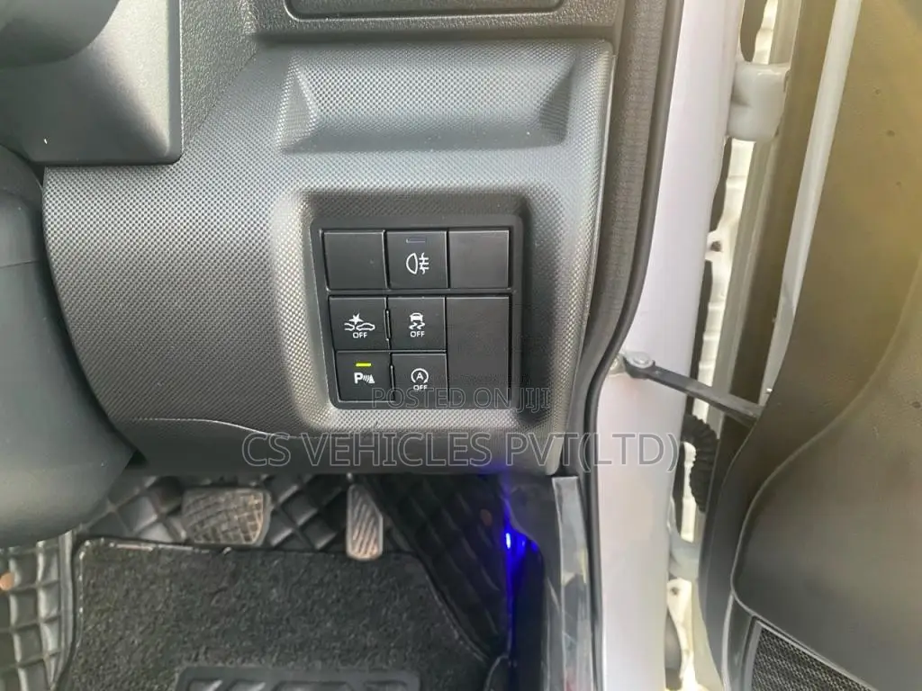 Toyota Raize 2020 SUV (Used)