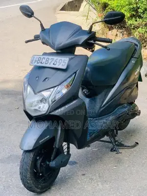 Honda Dio Scv 110 2015 Motorbike (Used)