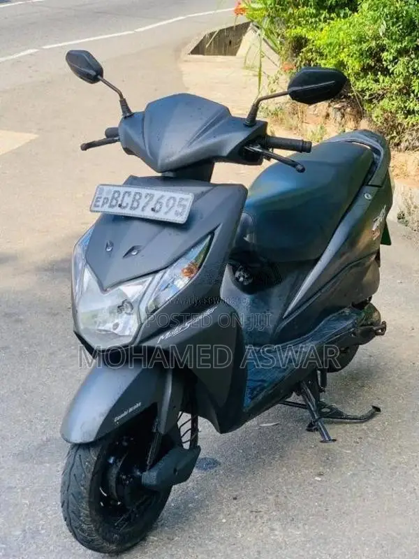 Honda Dio Scv 110 2015 Motorbike (Used)