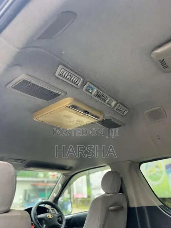 Micro Kdh 2013 Van (Used)