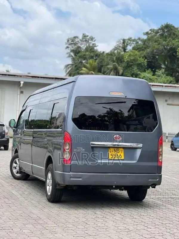 Micro Kdh 2013 Van (Used)
