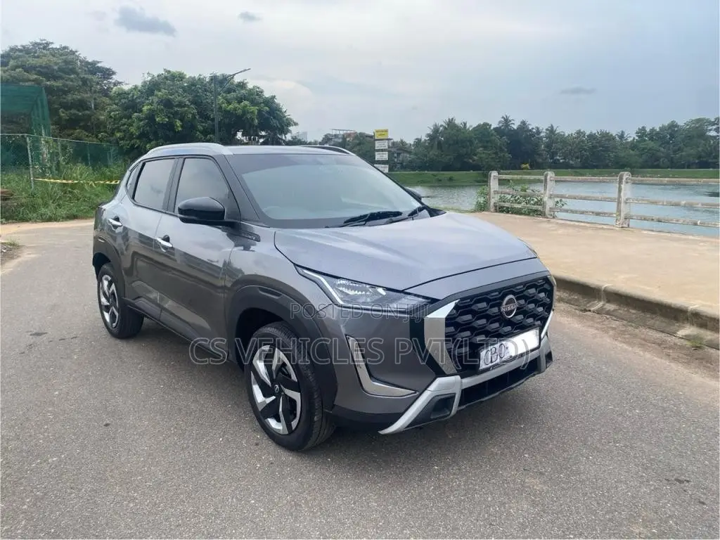 Nissan Magnite 2025 SUV (Used)