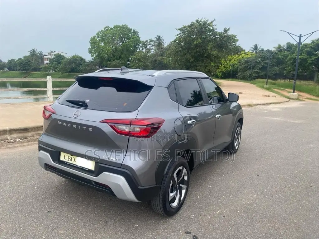 Nissan Magnite 2025 SUV (Used)