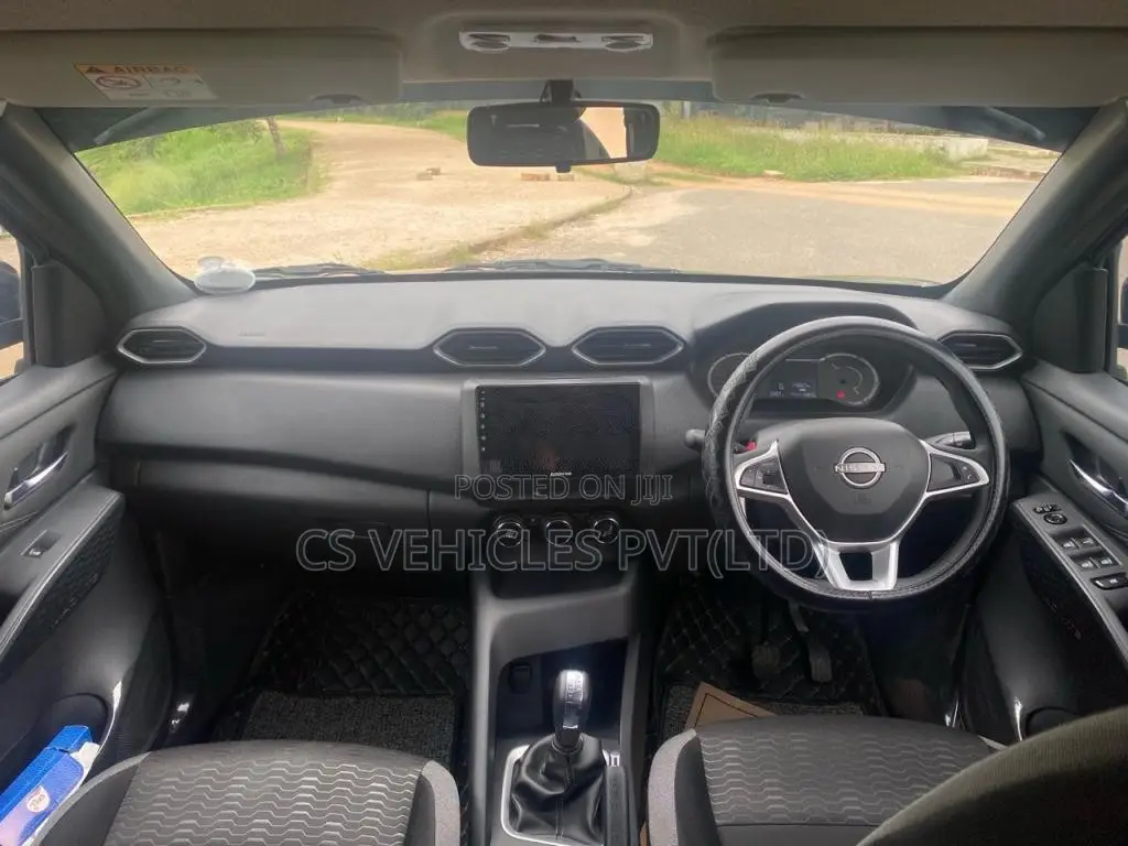 Nissan Magnite 2025 SUV (Used)