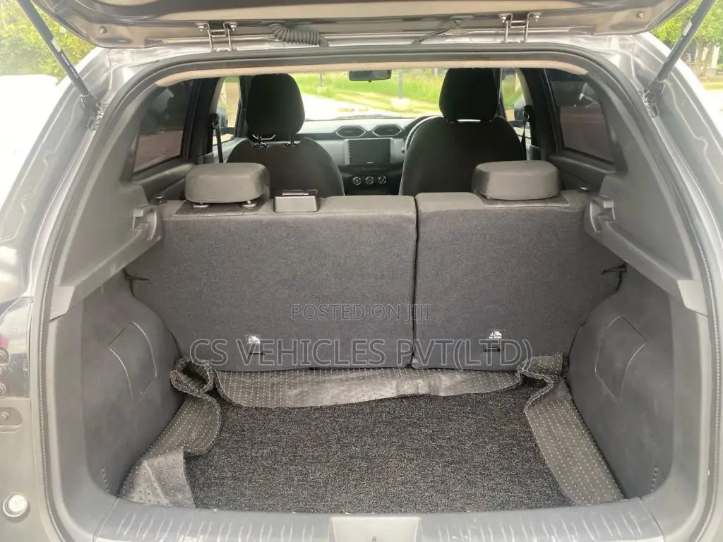 Nissan Magnite 2025 SUV (Used)