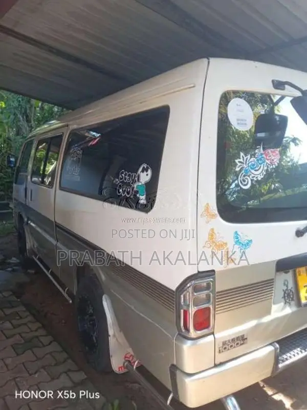 Mazda Brawny 1998 Van (Used)