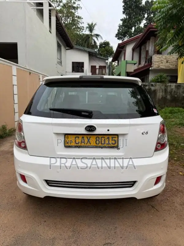 BYD E6 400km 2017 SUV (Used)