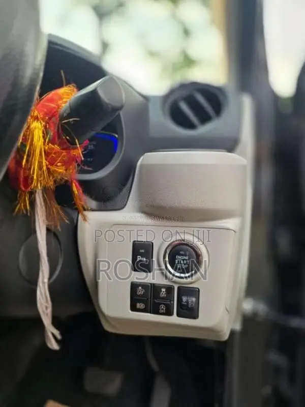 Daihatsu Mira 2017 Car (Used)