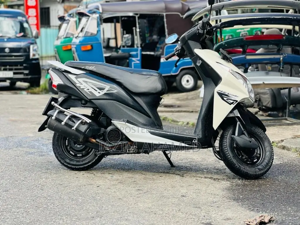 Honda Dio 2016 Motorbike (Used)