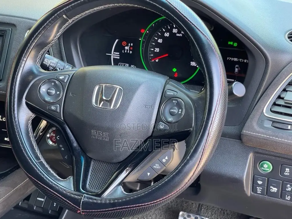 Honda Vezel 2018 SUV (Used)