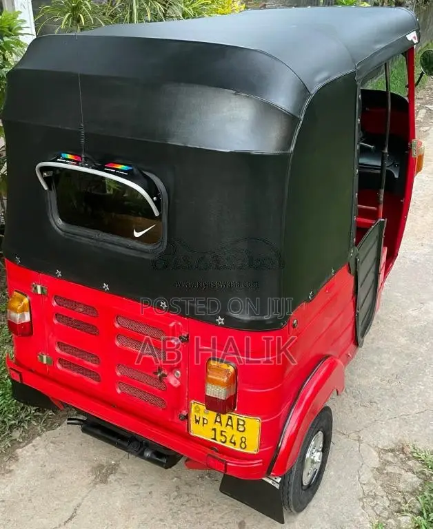 Bajaj RE 205 2012 Three Wheel (Used)