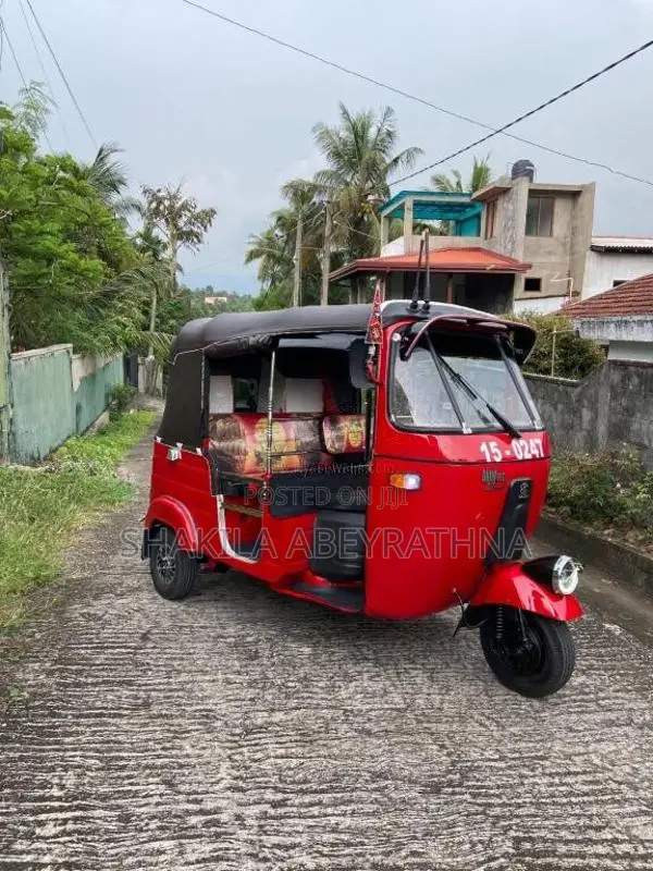 Bajaj RE 2 Stroke 1990 Three Wheel (Used)