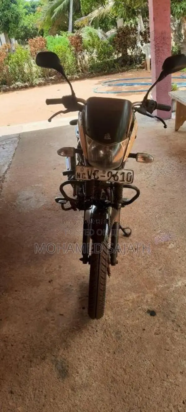 Bajaj Platina 2012 Motorbike (Used)
