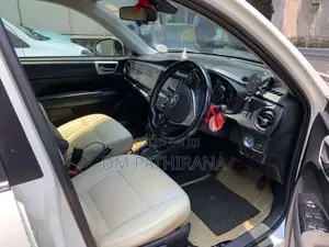 Toyota Axio 2015 Car (Used)
