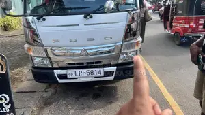 Mitsubishi Canter 2018 Lorry (Used)
