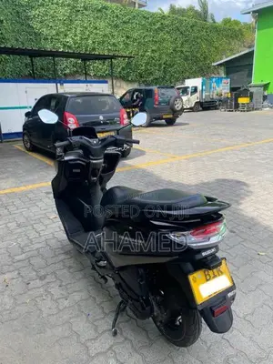 Suzuki BURGMAN 2020 Motorbike (Used)