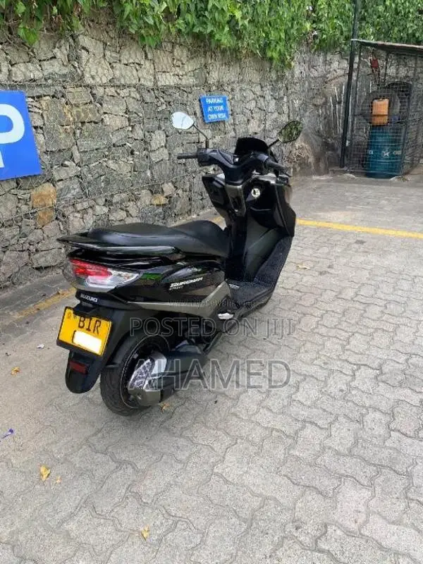 Suzuki BURGMAN 2020 Motorbike (Used)