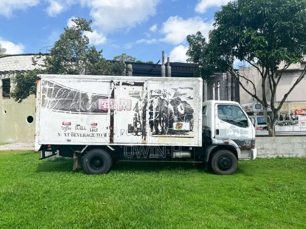 Mitsubishi Fuso 1997 Lorry (Used)