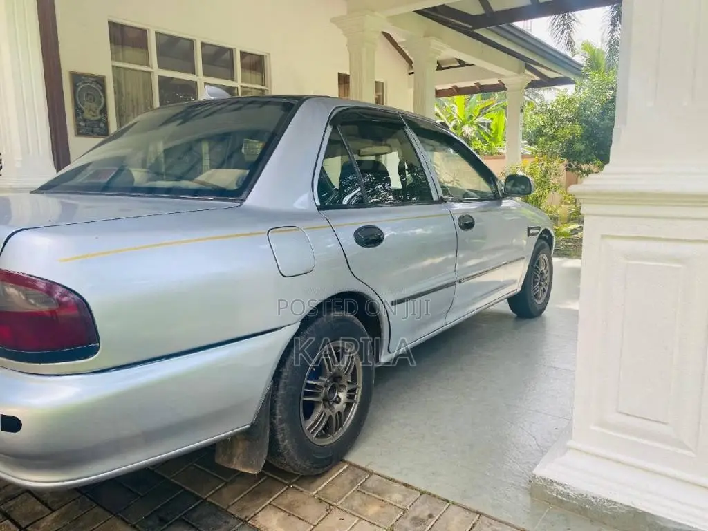Proton Wira 2005 Car (Used)