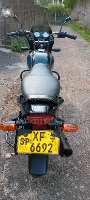 Bajaj Platina 2012 Motorbike (Used)